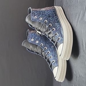 Converse High Top Brand new.